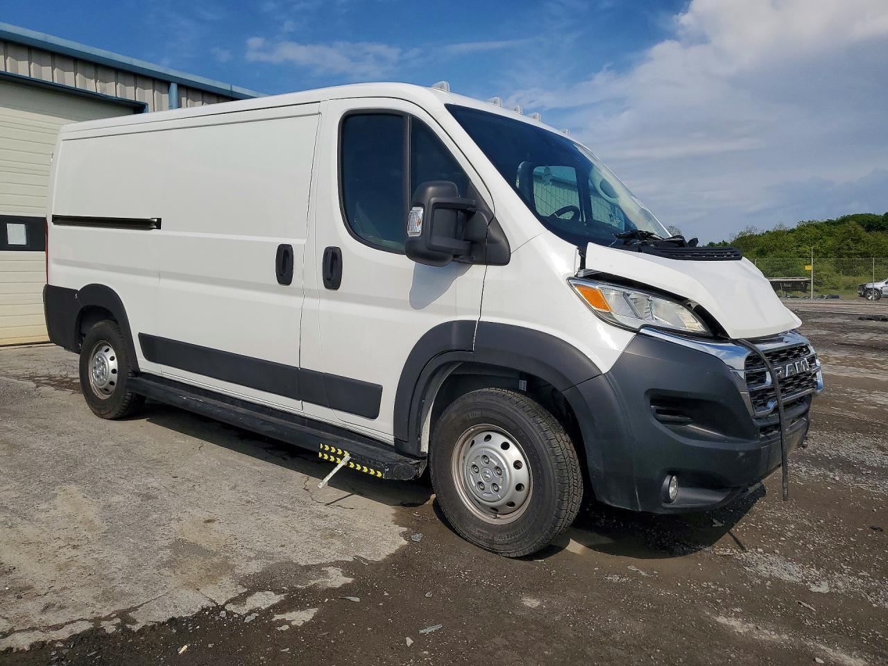 2023 RAM Promaster 2500 — VIN 3C6LRVVG0PE584396 — photo 4